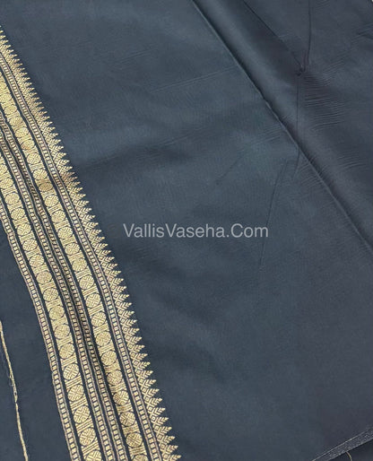 Semi Soft Silk - Border less - Black Shade -VVSSS026