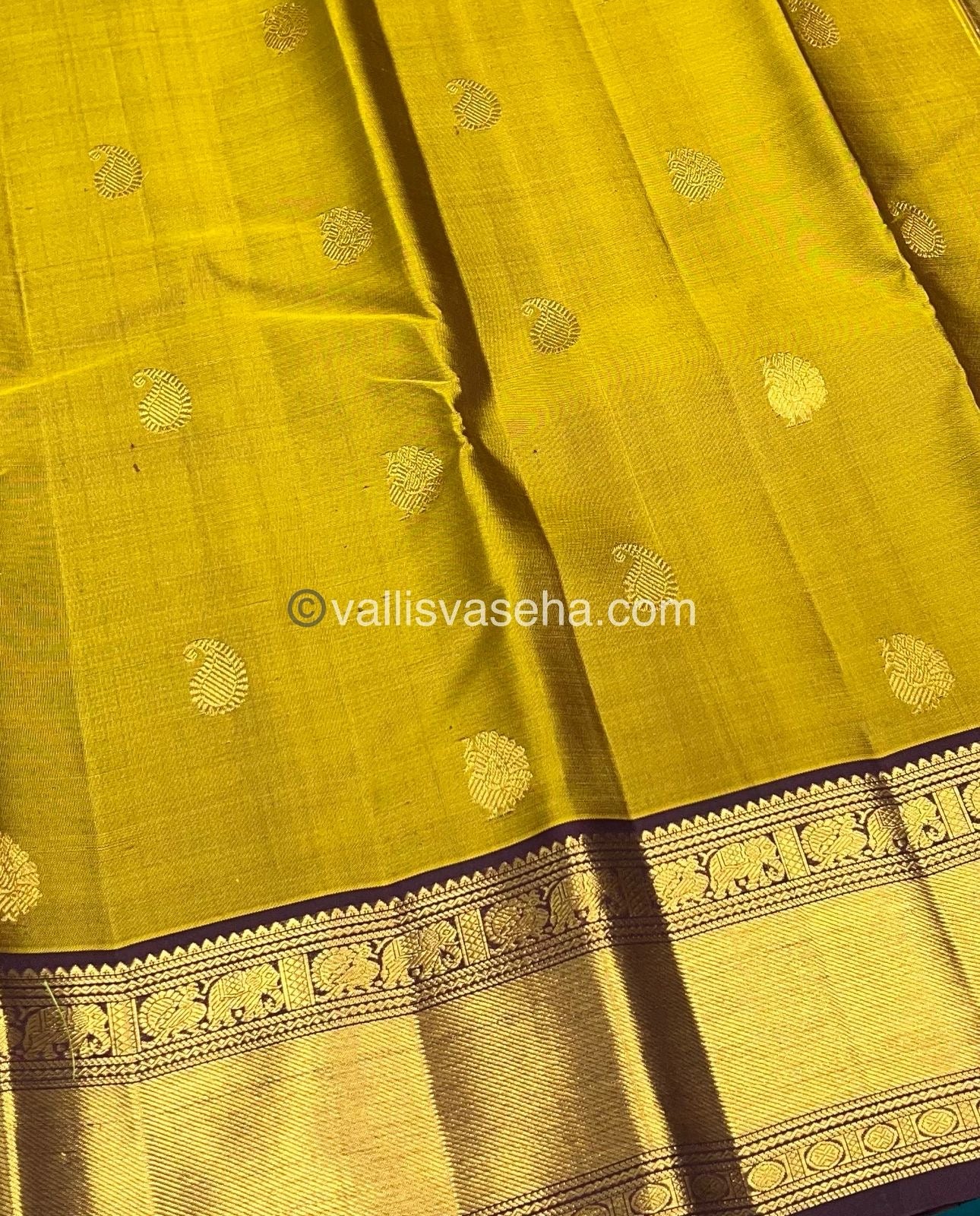 Pure Kanchipuram Silk Saree - Mustard Green & Wine Brown Shade  - VVPS022