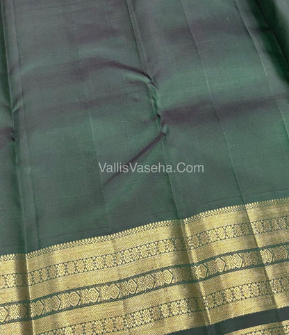Pure Vintage Korvai Kanchipuram Silk Saree - Light Green & Dark Green Combo - VVPS032