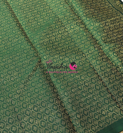 Half Mix - Pure Soft Silk Saree - VVPSS083