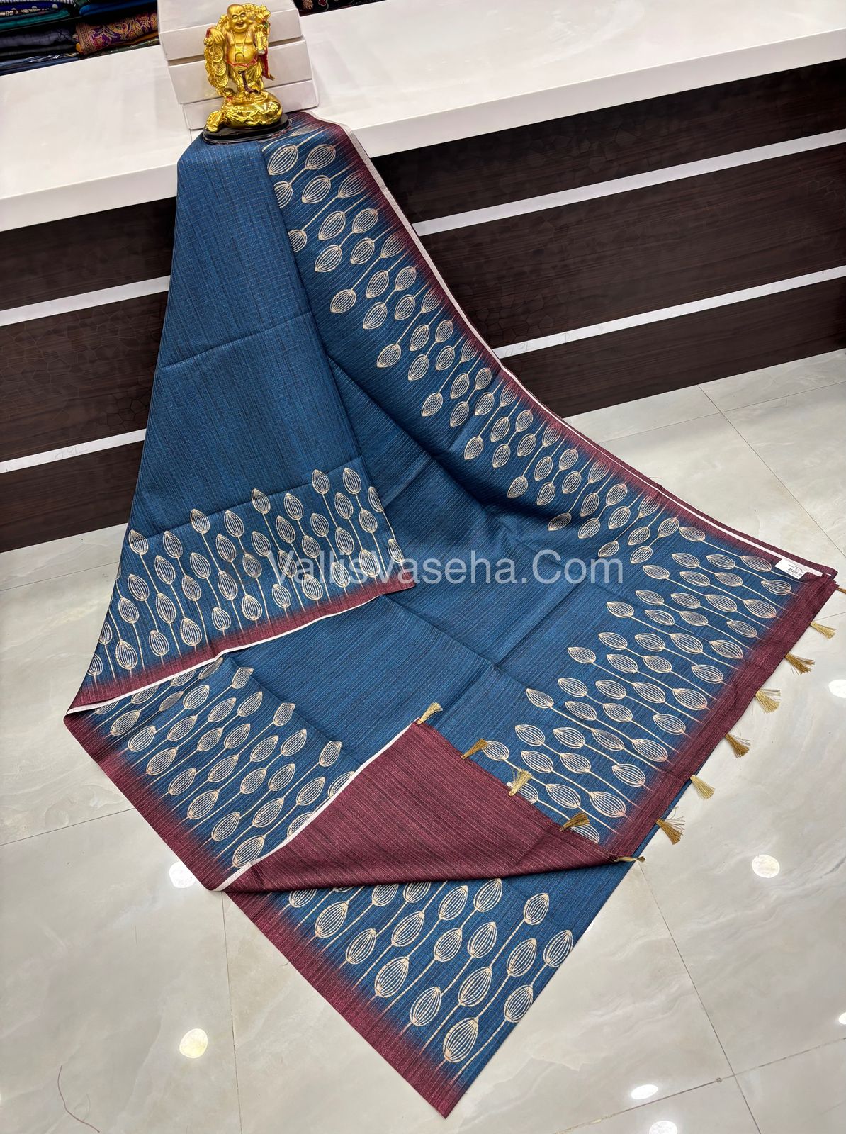 Art Tussar / Art Silk - Green & Purplish Wine - VVATS001