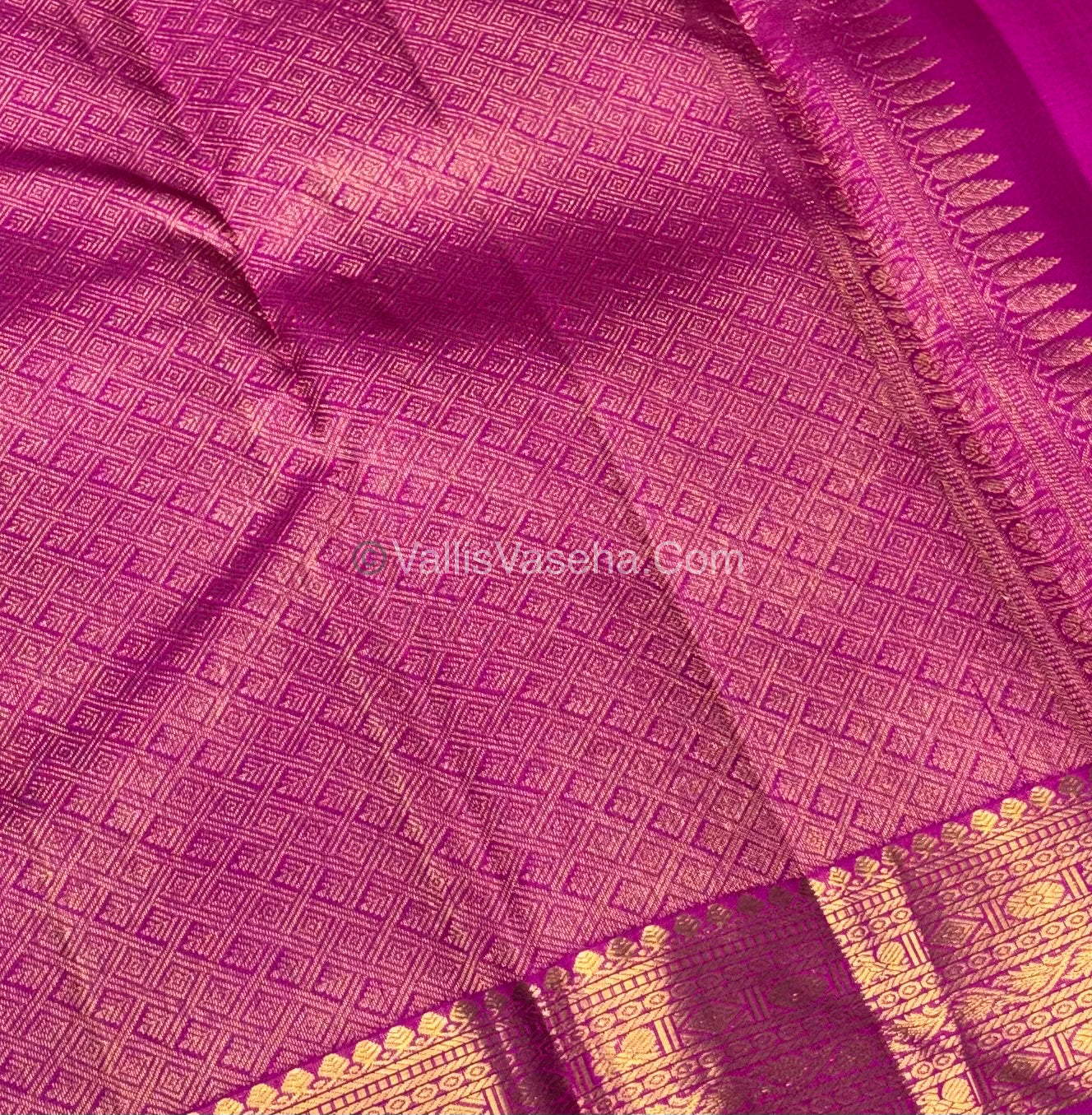 Pure Kanchipuram Silk Saree - Jacquard Design - Purple & Pink  Combo - VVPS023