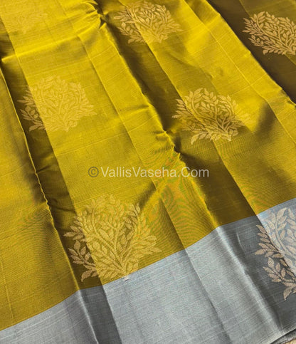Half Mix - Pure Soft Silk Saree - VVPSS054