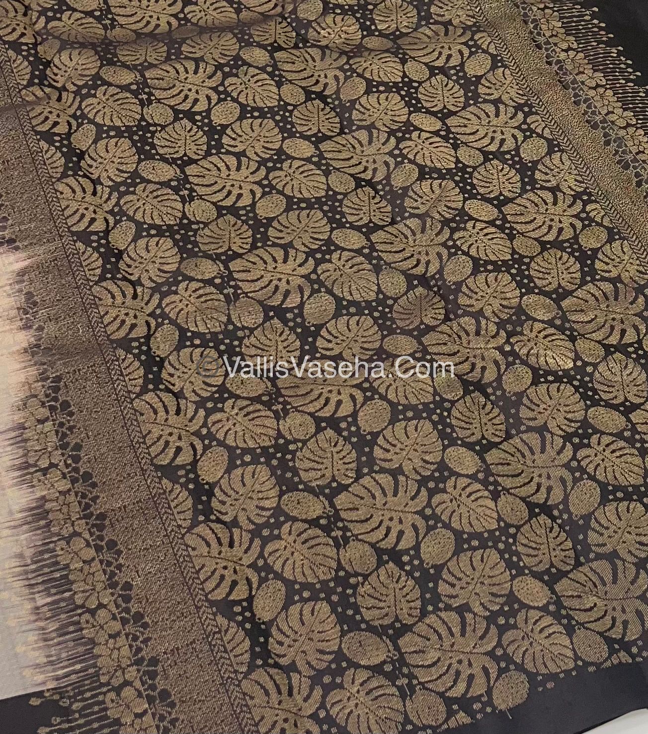 Half Mix - Pure Soft Silk Saree - VVPSS040