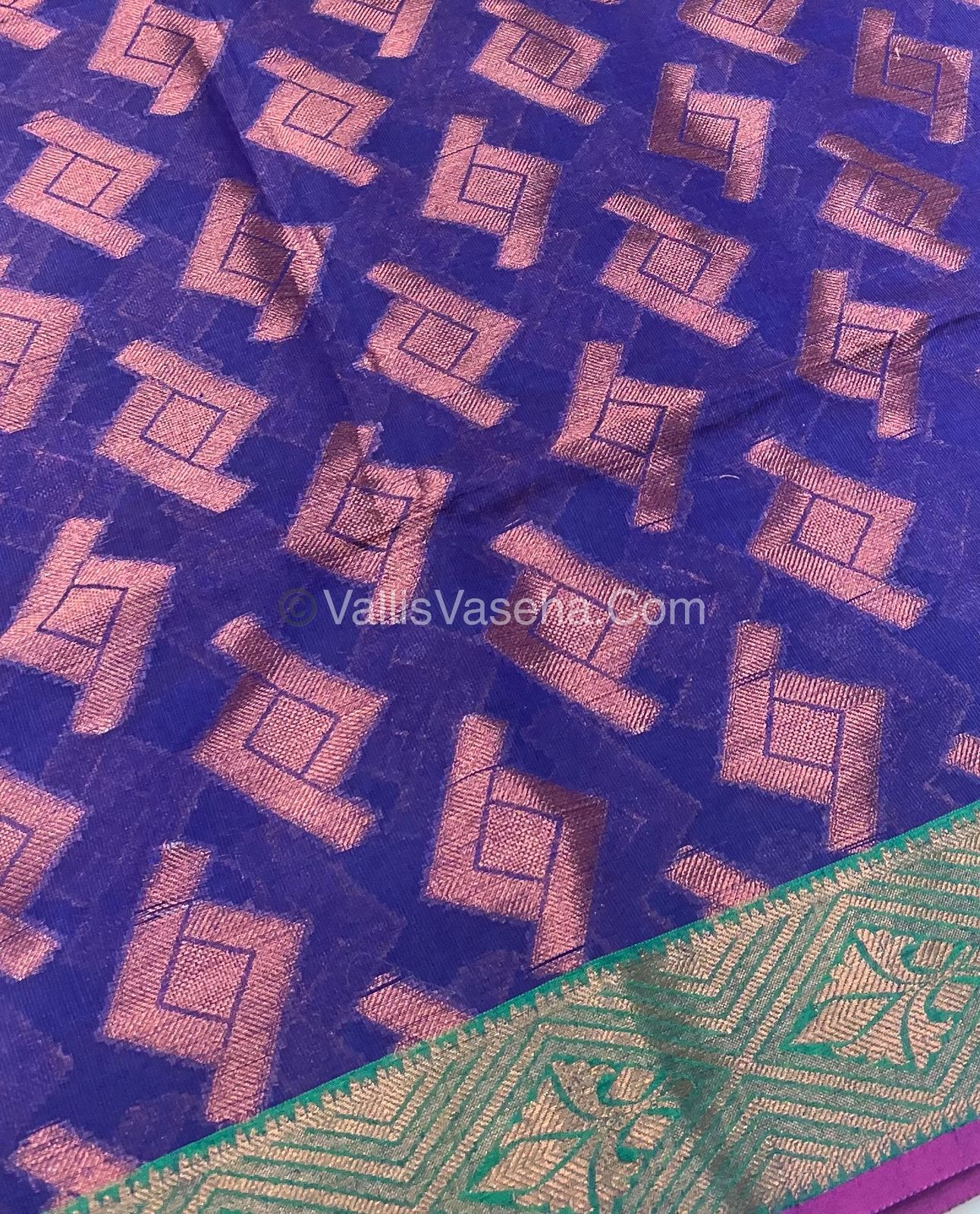 40% less - Offer Saree - Banarasi Saree - VVDS002