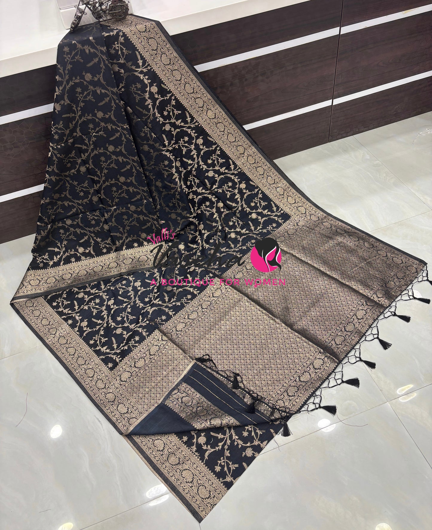 Banarasi - Heritage Silk - Semi Kathan Silk - Black  Shade- VVBHS001
