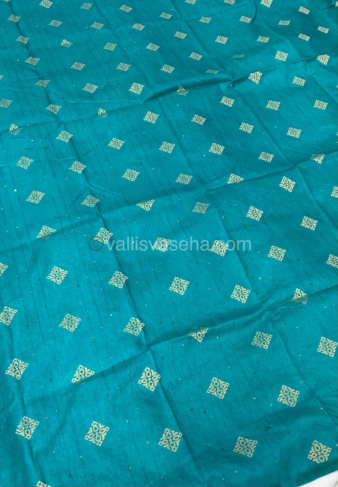 Banarasi - Premium Viscose Georgette Saree - VVPVG002