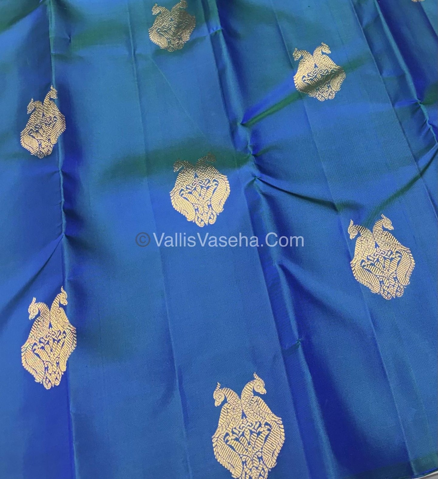 Pure Kanchipuram Silk Saree - Borderless - Peacock Blue with Yellow - VVPS043