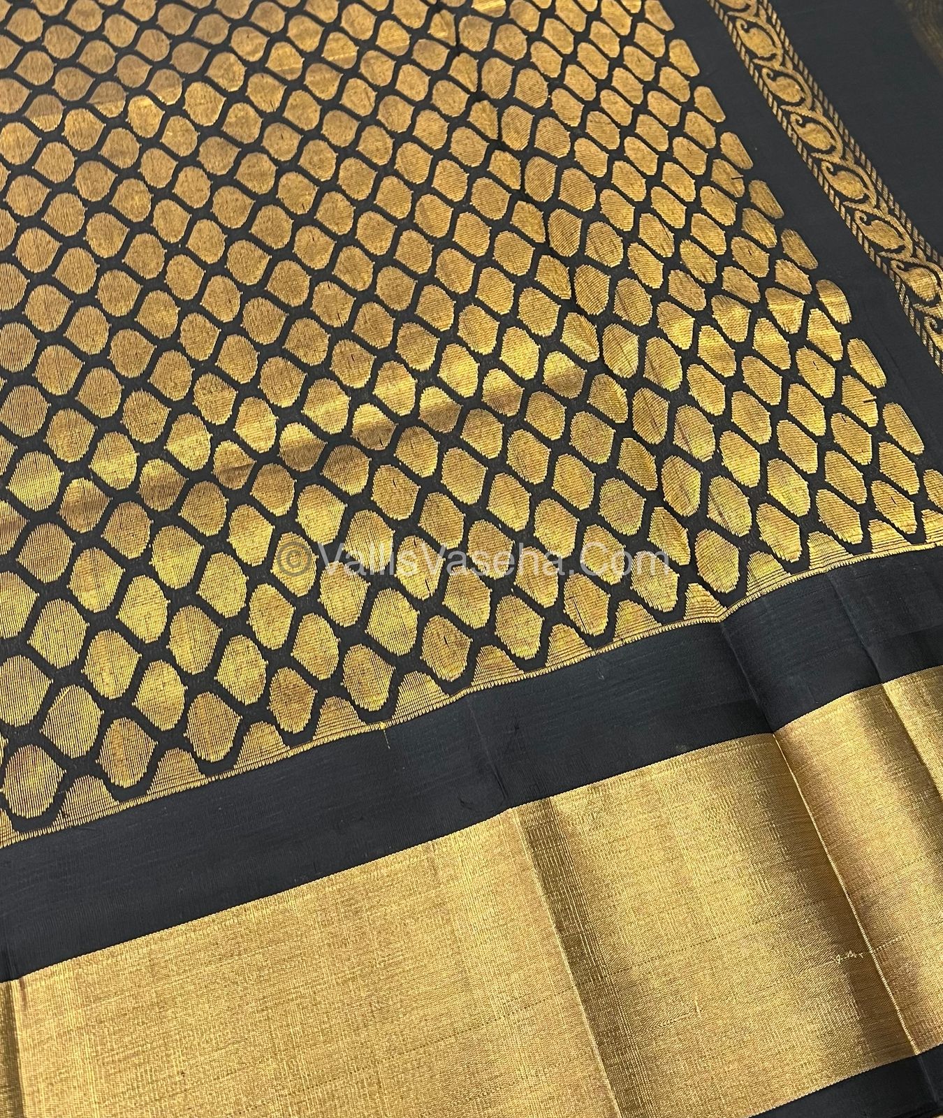 Pure Korvai Silk Cotton Saree - Yellow With Black Shade Temple border - VVKSC001