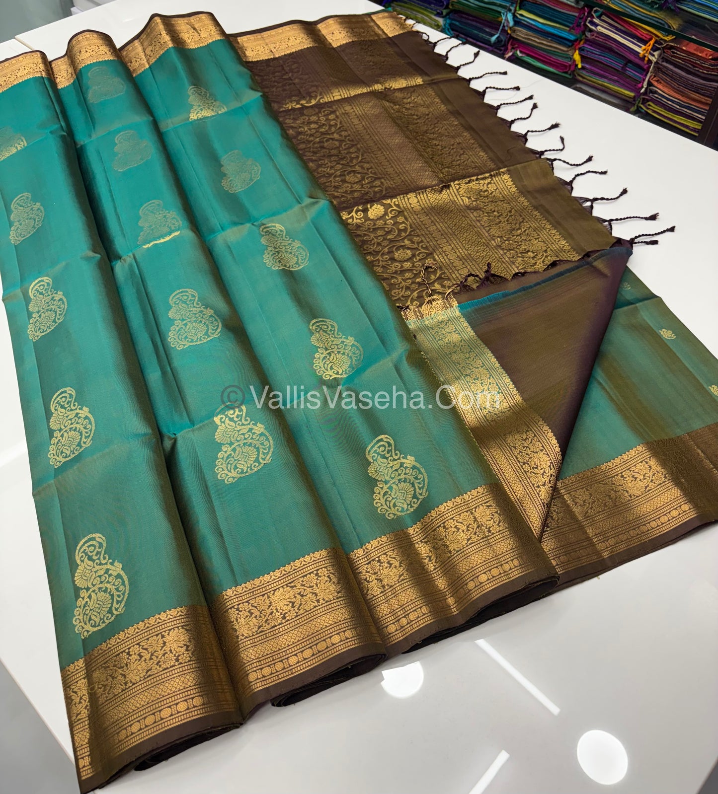 Pure Soft Silk Saree - Kanchi Border - Dual Tone Green & Dual Tone Brown Combo - VVPSS015