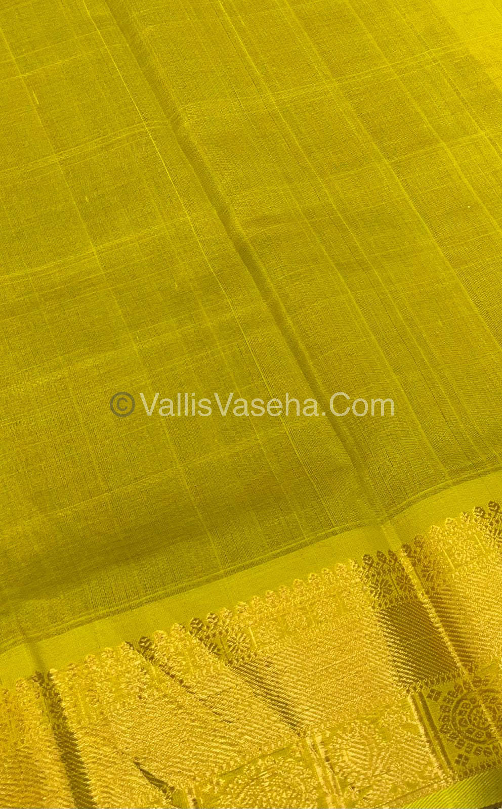 Pure Silk Cotton Saree - Mayil & Chakkaram Design - Maroon With Lemon Yellow Shade - VVMC001