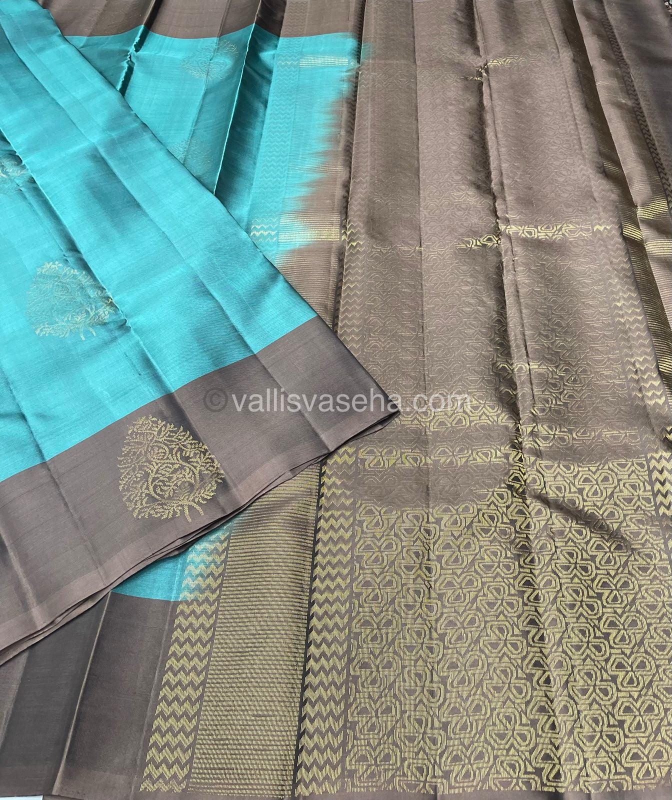 Half Mix - Pure Soft Silk Saree - VVPSS030