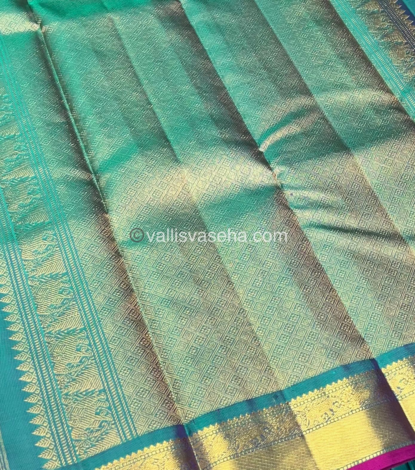 Pure Kanchipuram Silk Saree - Purple & Sea Green /Pink Combo - VVPS014