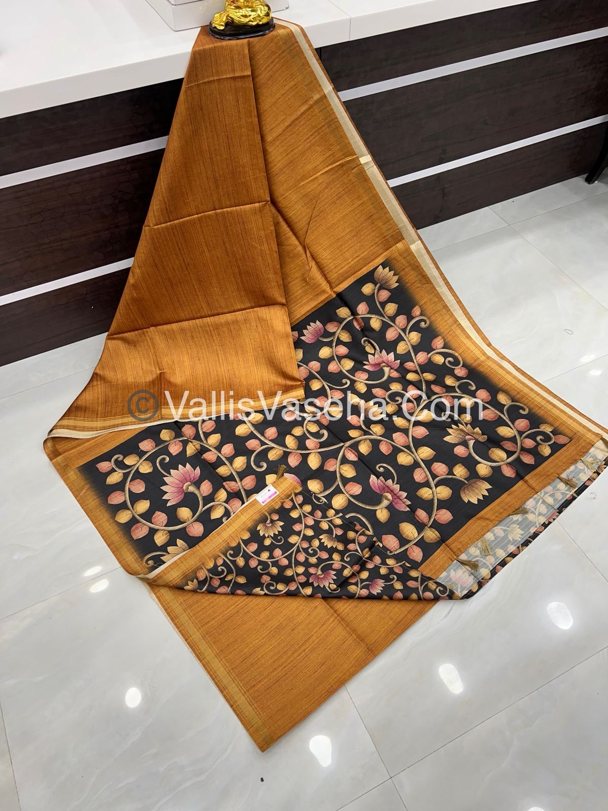 Art Silk / Semi Gicha Tussar Saree  - VVSGT002