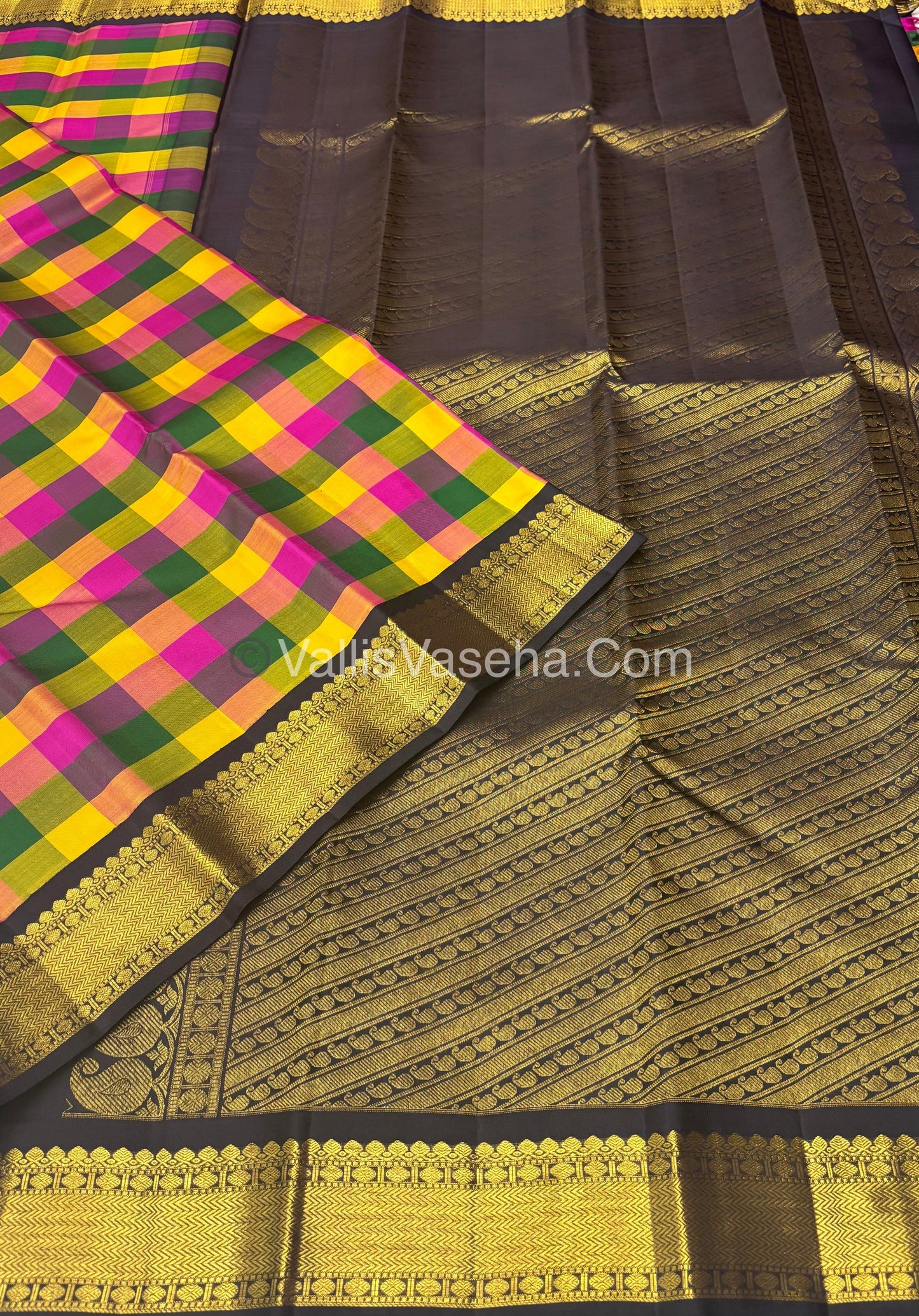 Pure Kanchipuram Silk Saree | Pazhum Pazhamum Checks |VVPS017