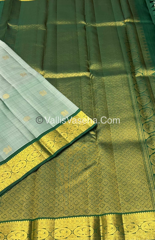 Pure Kanchipuram Silk Saree - Pastel Green & Green Combo - VVPS014
