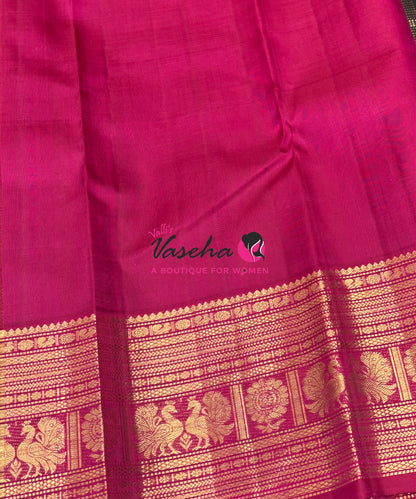 Pure Vintage Korvai Kanchipuram Silk Saree - Black & Pink Combo - VVPS021