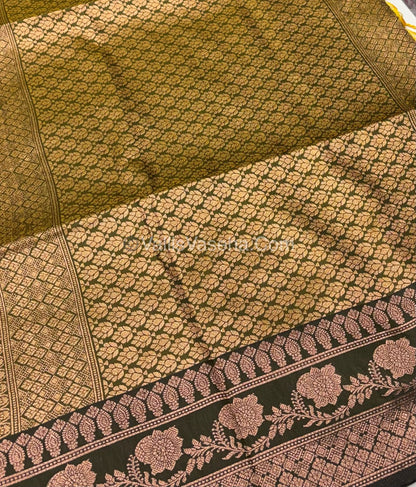 Semi Soft Silk - Dual Tone Shade With Light Green Combo -VVSSS027