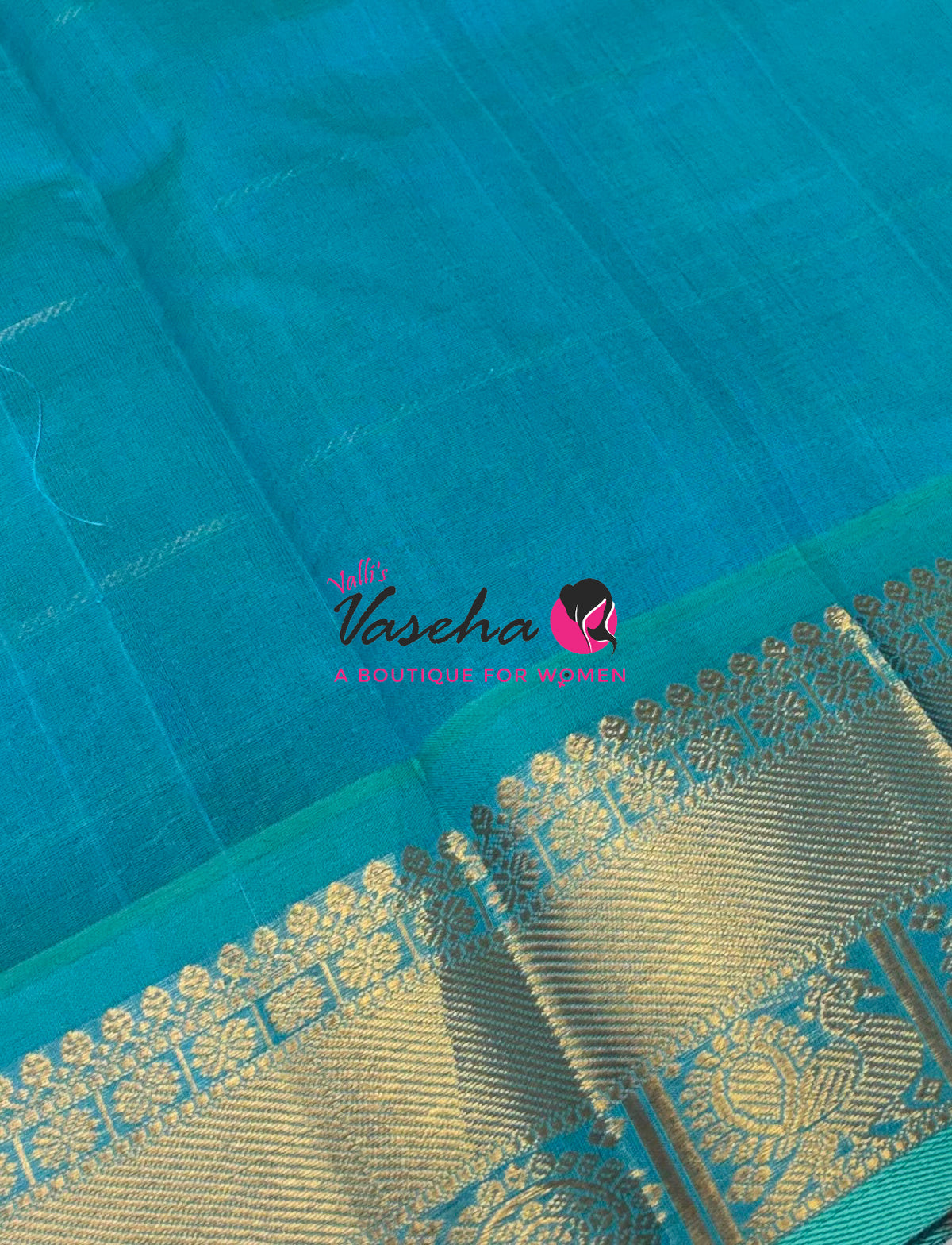 Pure Silk Cotton Saree - Mayil & Chakkaram Design - Blue  With Blue  Shade - VVMC001