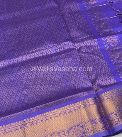 Pure Silk Cotton Saree - Mayil & Chakkaram Design - Lavender - VVMC001