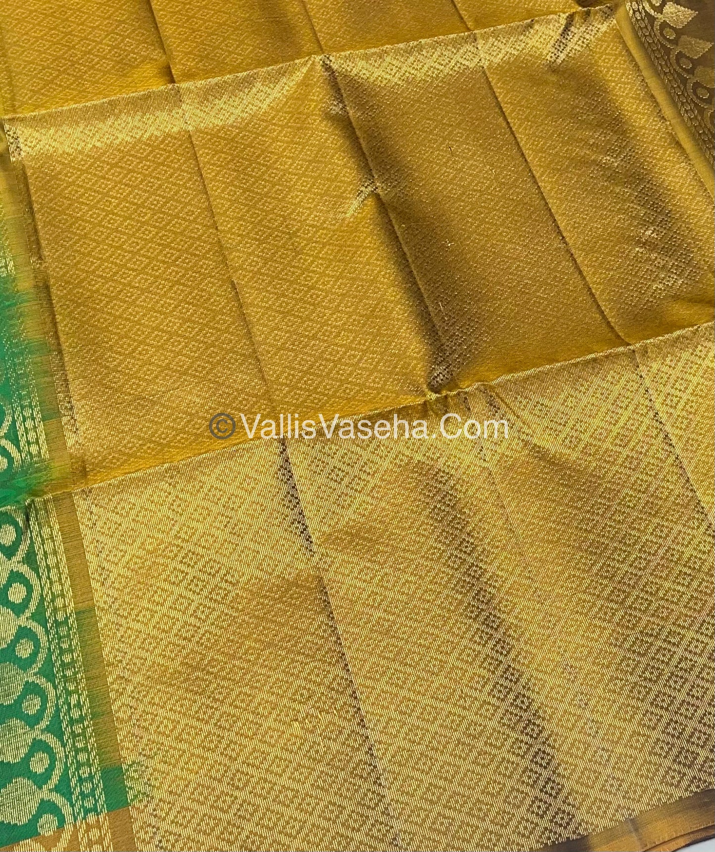 Half Mix - Pure Soft Silk Saree - VVPSS031
