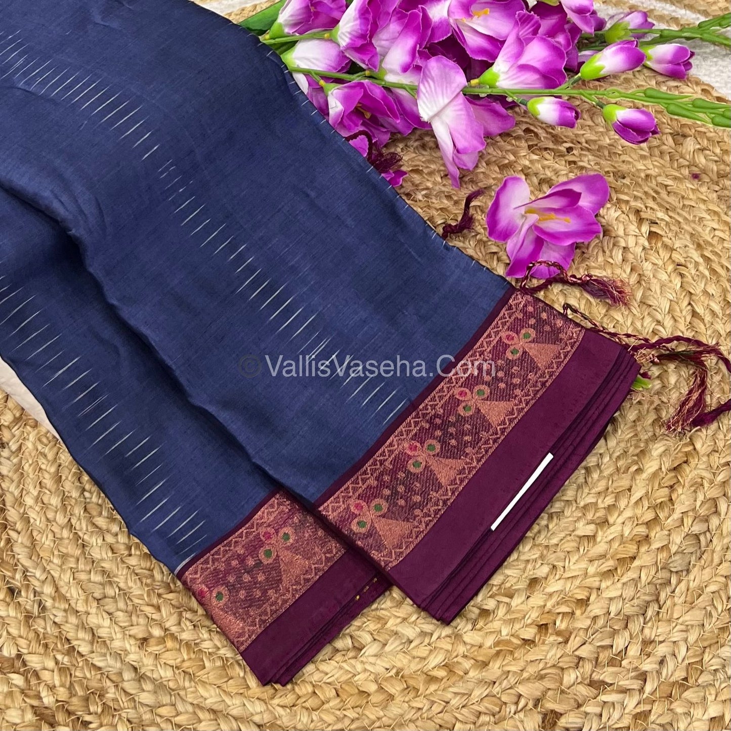 Dhaka Cotton Saree - VVDCS001
