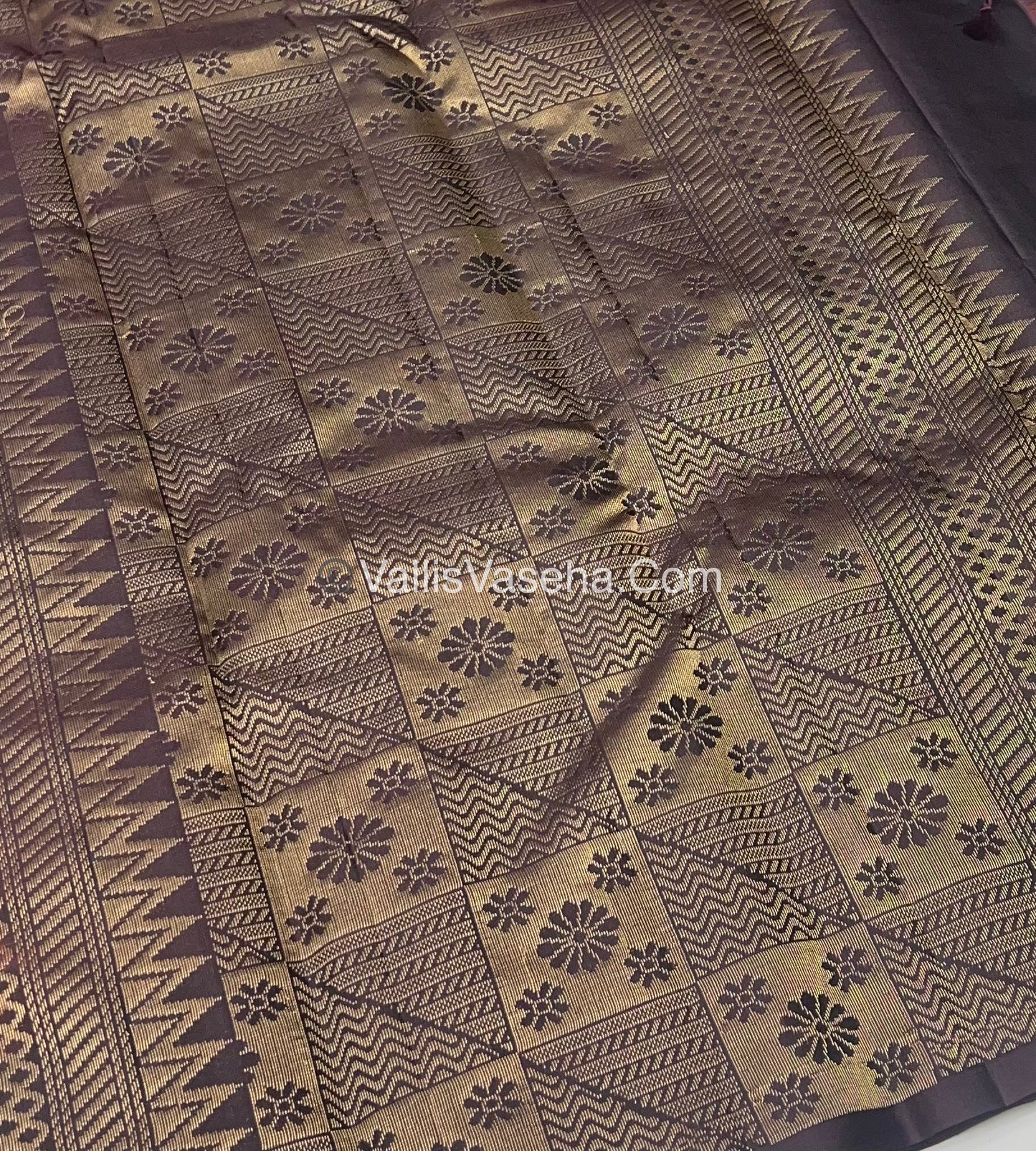 Half Mix - Pure Soft Silk Saree - VVPSS030