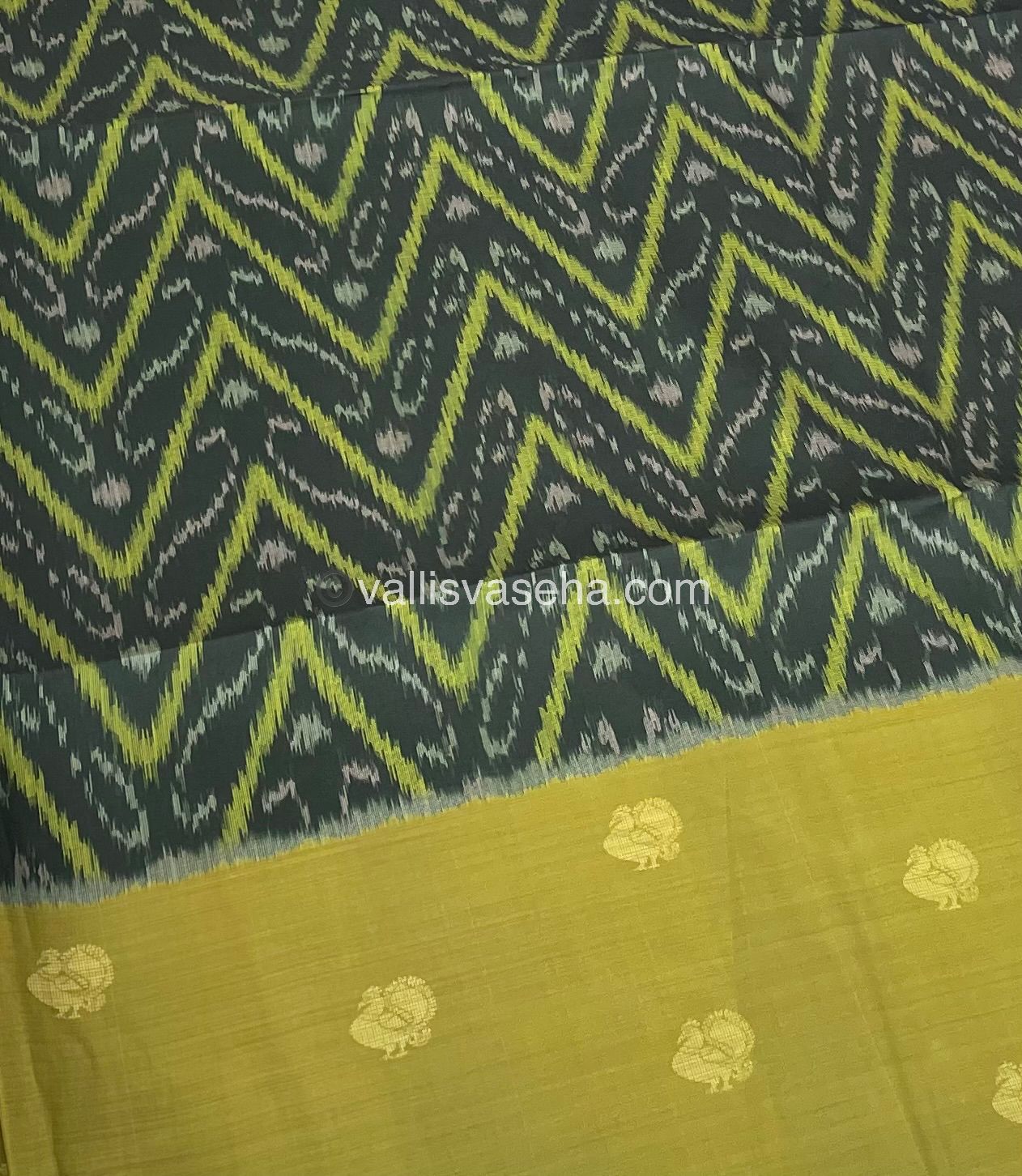 Sprinter Ikkat Semi Silk - Green With Mehandi Green - VVSS002