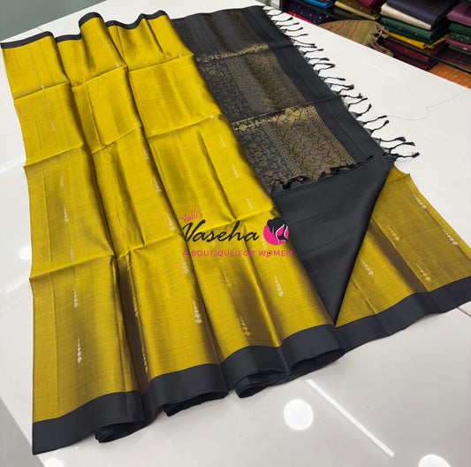 Half Mixed  Soft Silk Saree - (1.75 Warp)Mehandi Green & Black - VVPSS090