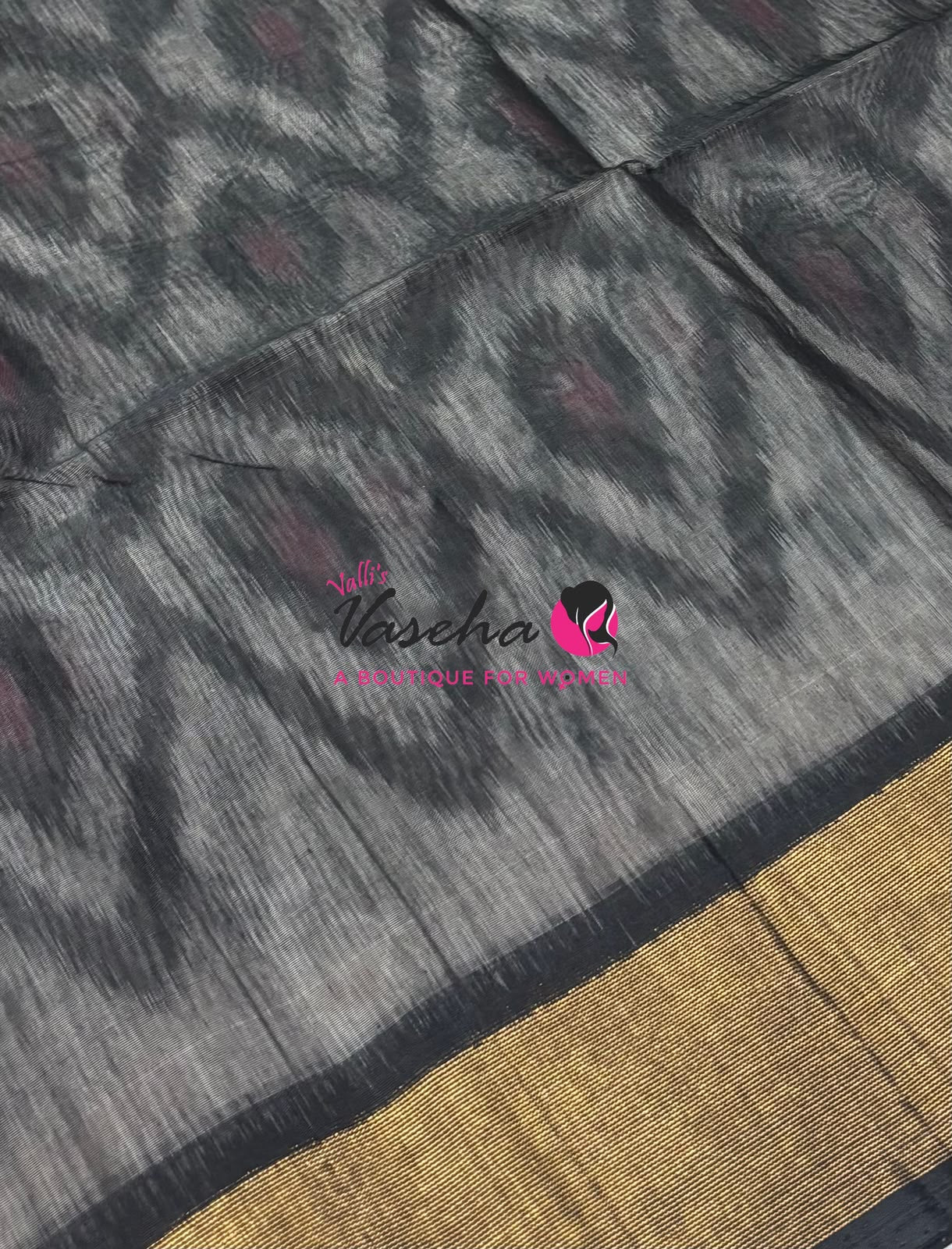 Pochampally Silk Cotton Saree - White  & Black Shade - VVPPS001