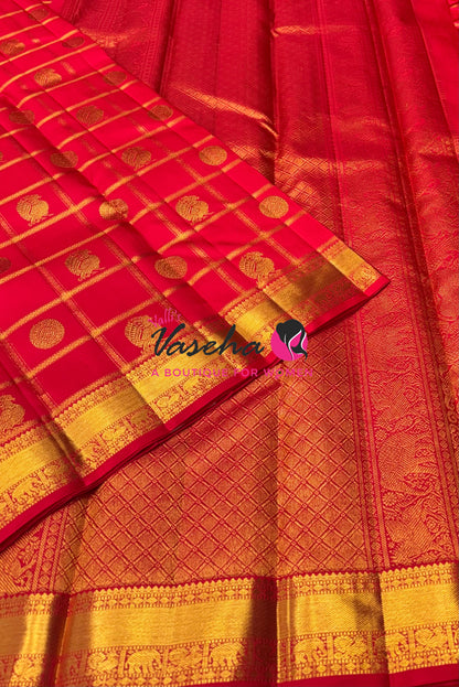Pure Kanchipuram Silk Saree - Red Shade - VVPS027