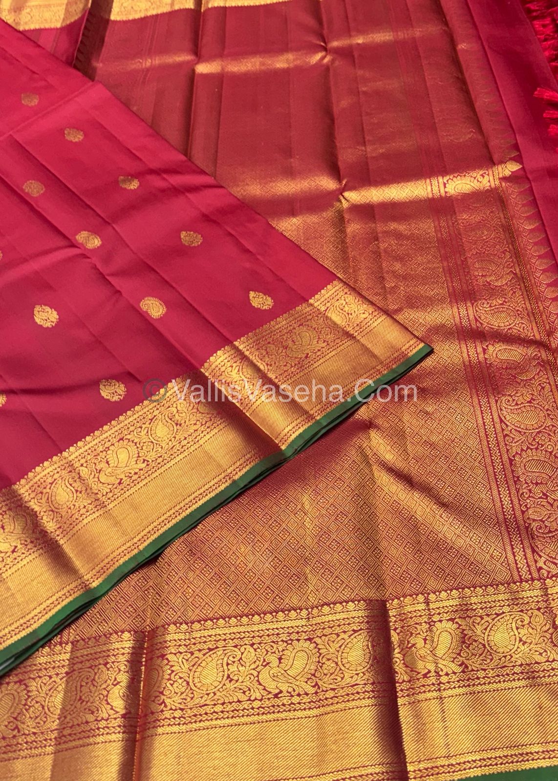 Pure Kanchipuram Silk Saree -  Maroon Shade  - VVPS022