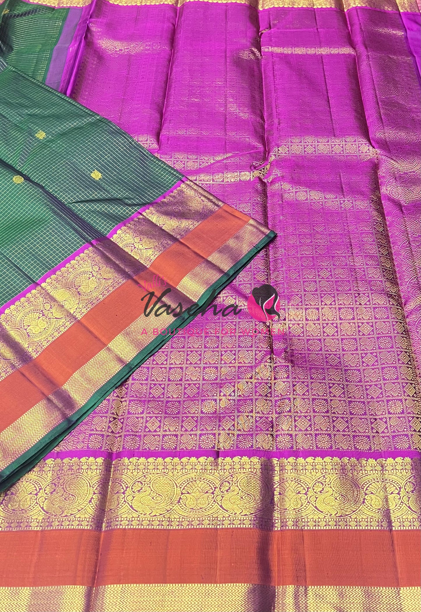 Pure Kanchipuram Silk Saree - Dual Tone Green With Purple Shade  - VVPS037
