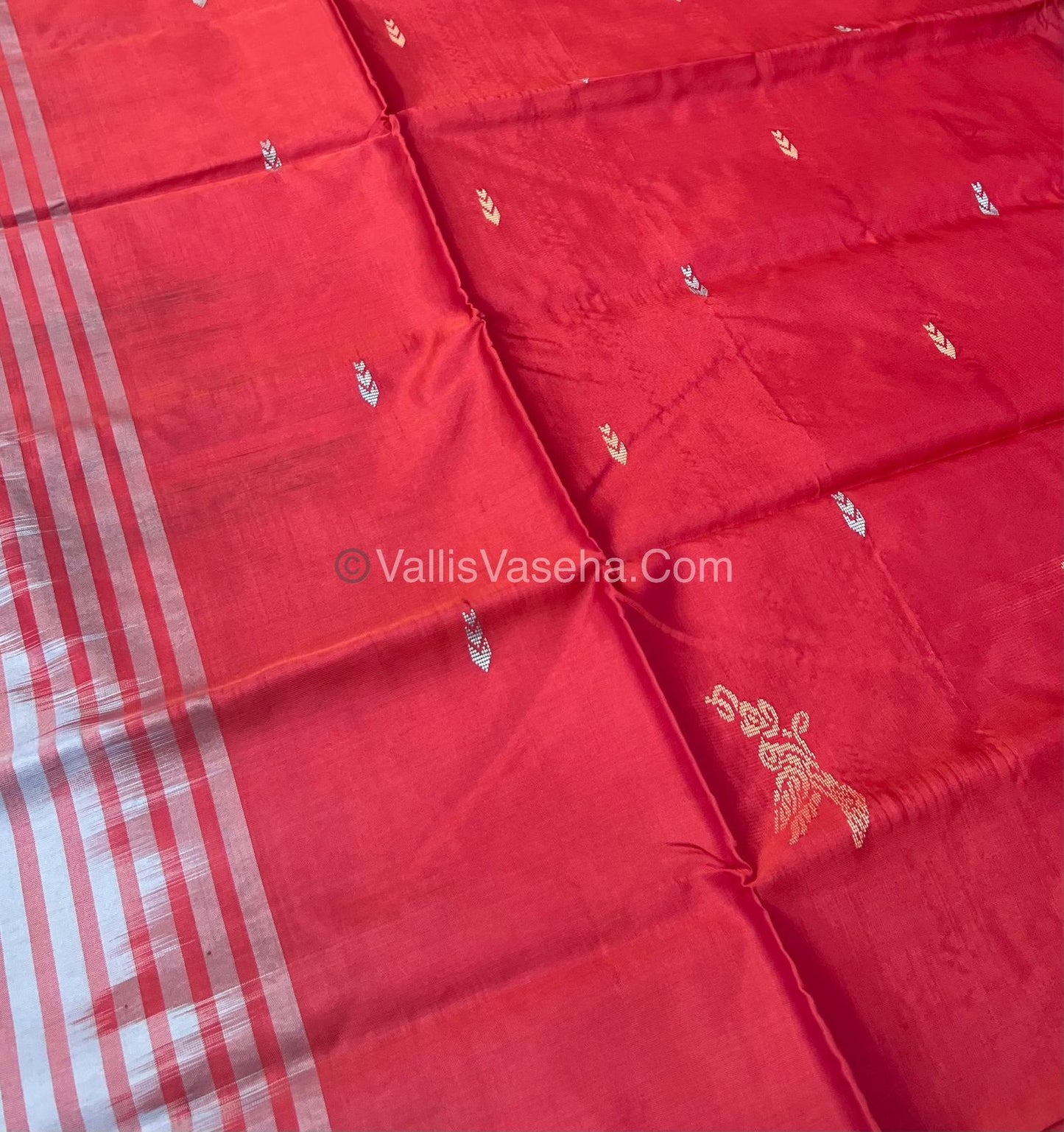 Vazhai Pattu Saree / Banana Pith - With Blouse - VVVPS001