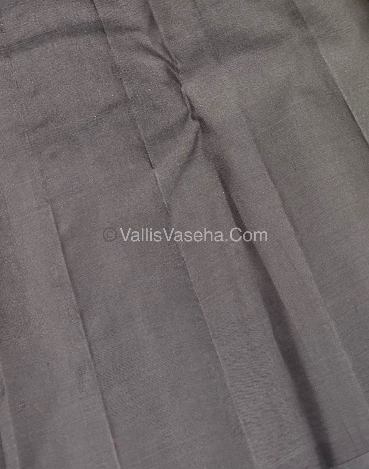 Pure Kanchipuram Silk Saree - Thalampoo - VVPS029
