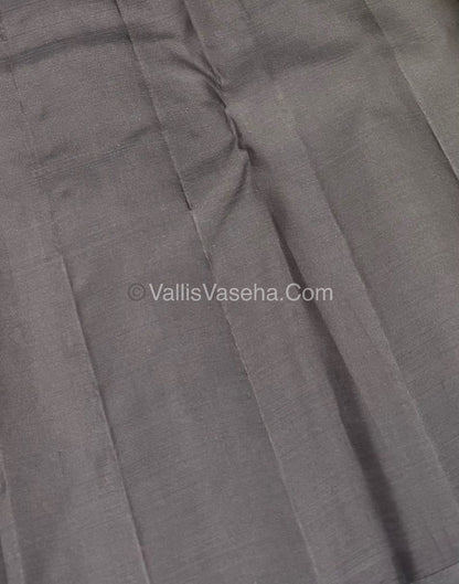 Pure Kanchipuram Silk Saree - Thalampoo - VVPS029