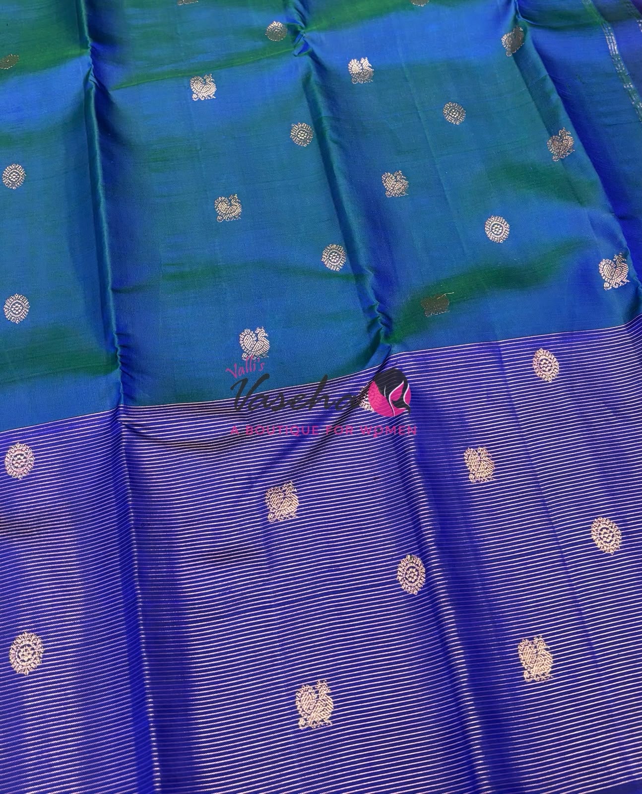 Pure Kanchipuram Silk Saree - Peacock Blue With Blue - VVPS052