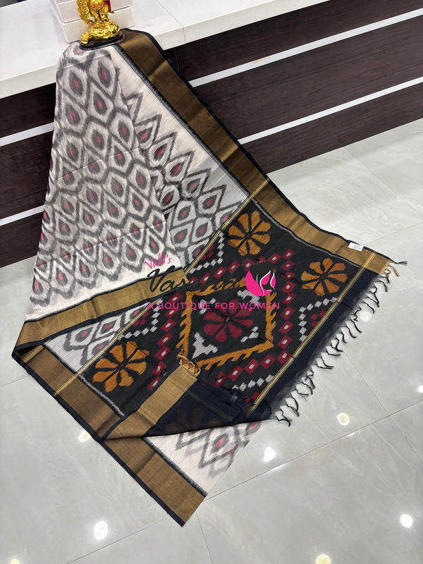 Pochampally Silk Cotton Saree - White  & Black Shade - VVPPS001