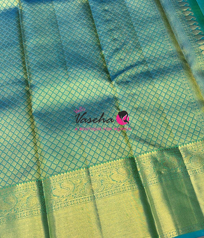 Pure Kanchipuram Bridal Silk Saree - Embossed Design - Green With Turquoise Bluish Green Combo - VVPS023