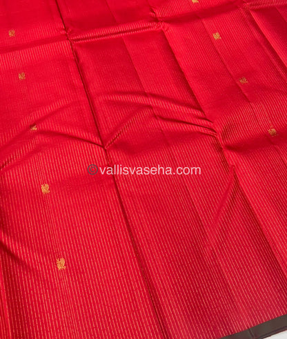 Pure Kanchipuram Silk Saree - Vaira Voosi design - Red shade  - VVPS010