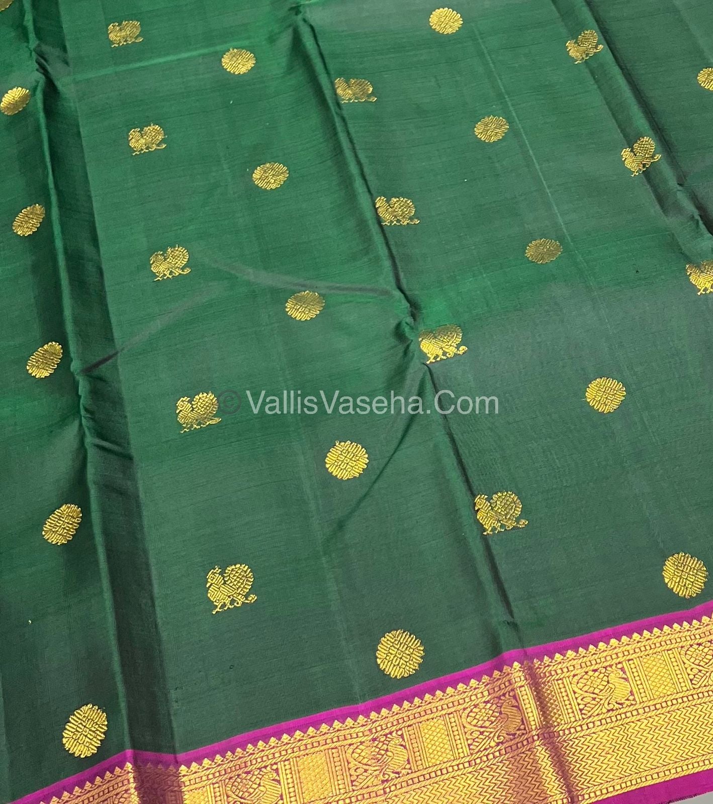Pure Kanchipuram Silk Saree - Green with Pink Combo - VVPS021