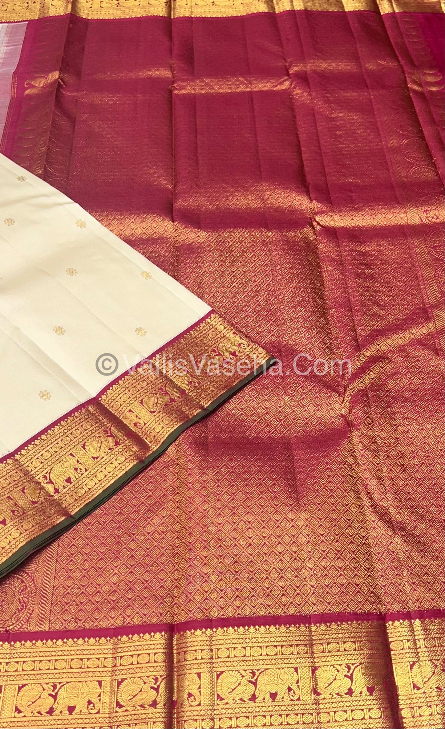 Pure Kanchipuram Silk Saree - Cream & Maroon/Green Combo - VVPS014