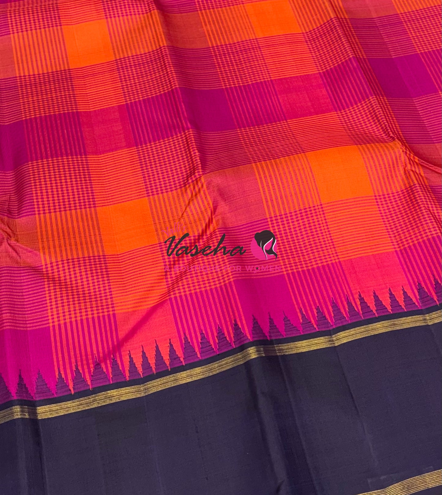 Pure Vintage Korvai Kanchipuram Silk Saree - Pink/Orange & Navy Blue Combo - VVPS069