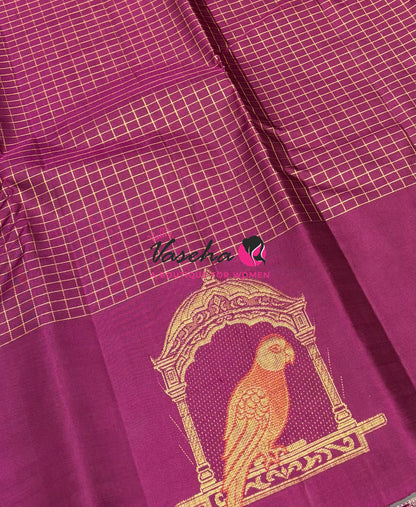 Pure Kanchipuram Silk Saree - Purple  Shade  -  VVPS058