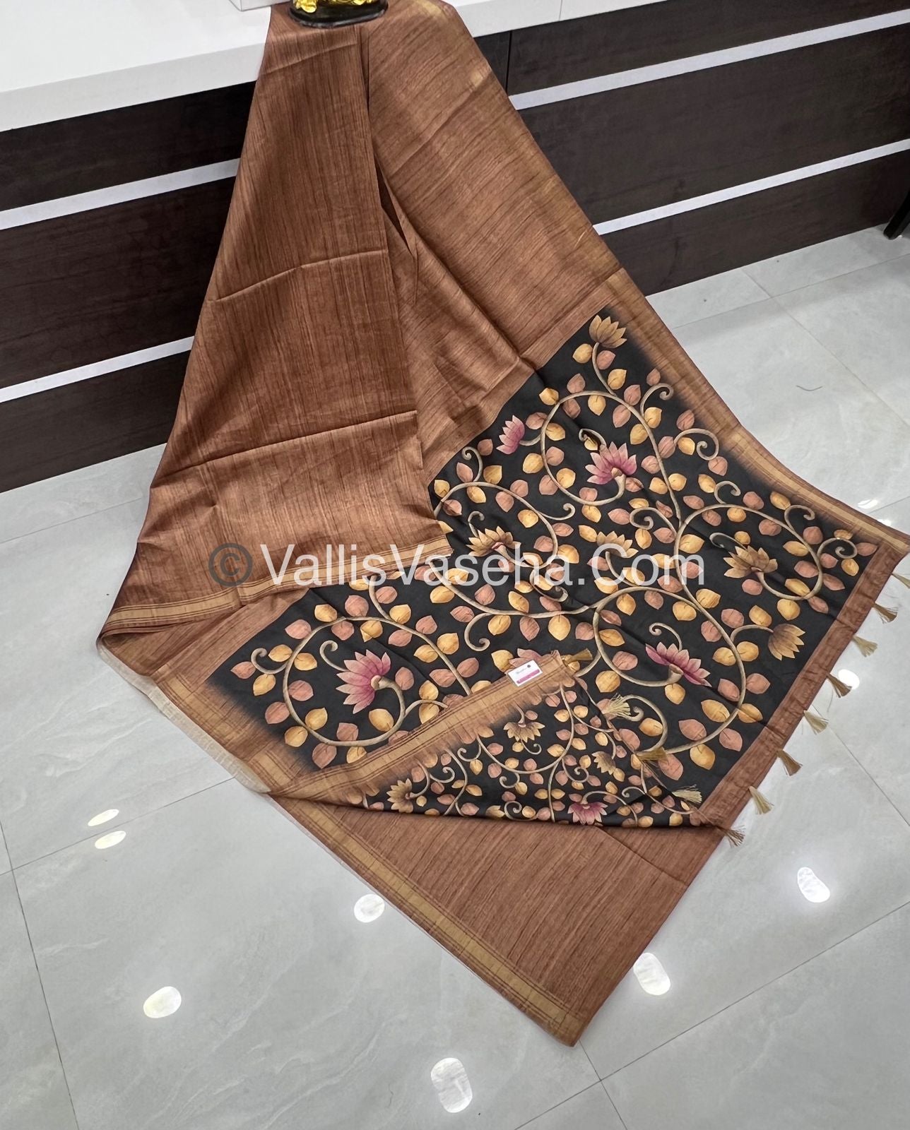 Art Silk / Semi Gicha Tussar Saree  - VVSGT002