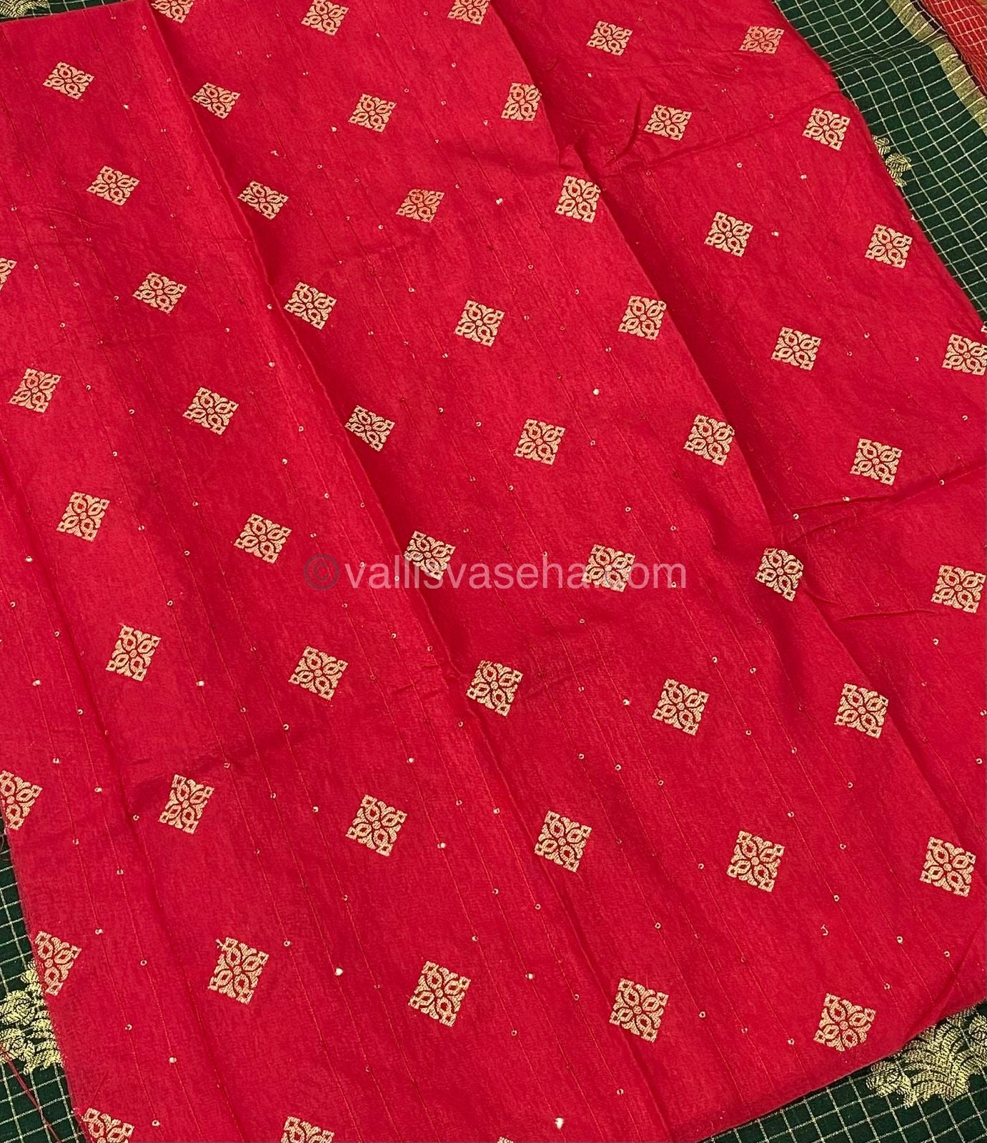 Banarasi - Premium Viscose Georgette Saree - VVPVG002