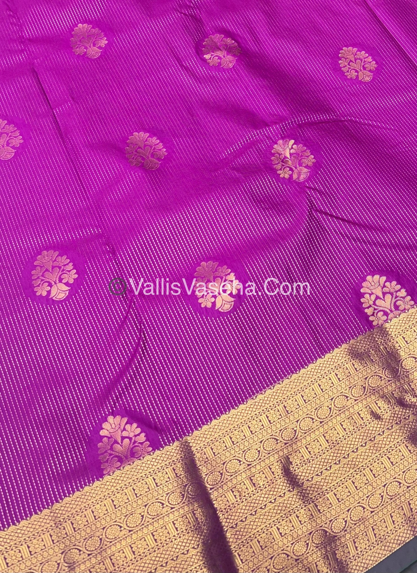 Semi Kanchipuram Silk - Vairavoosi Pattern  - VVSKS001