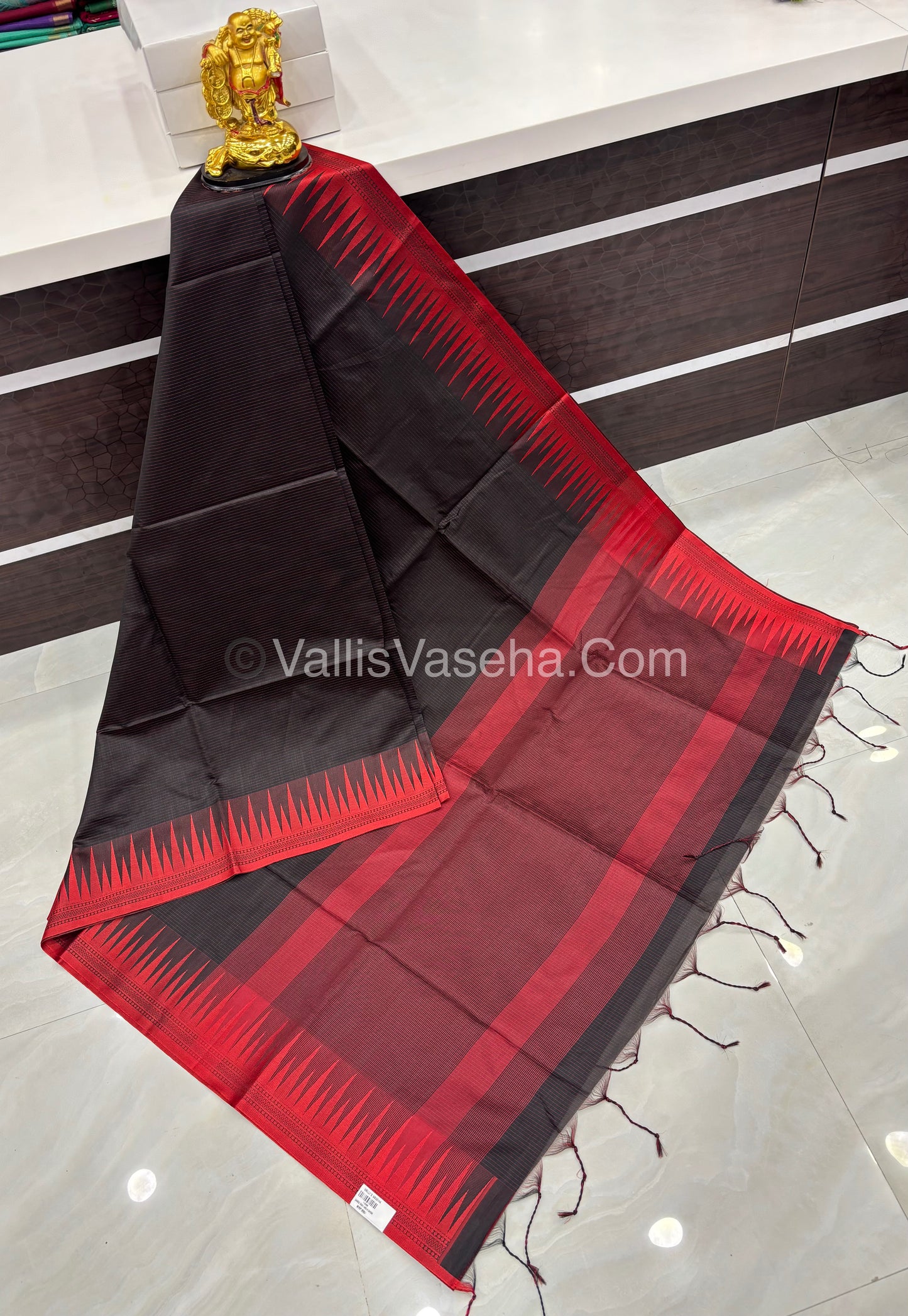 Semi Raw Silk - Black With Red Shade - VVRS007