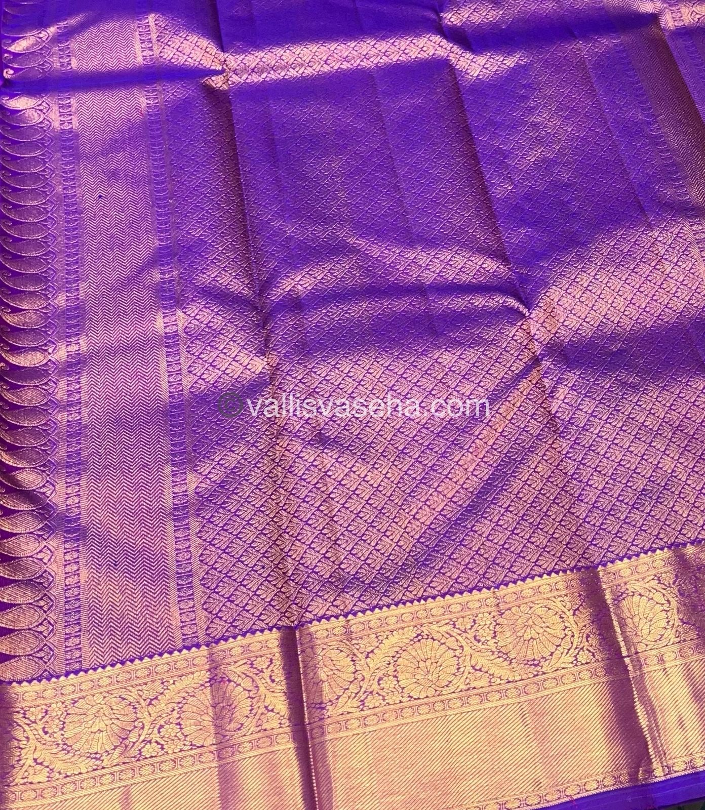 Pure Kanchipuram Silk Saree - Vaira Voosi design - Peachish Pink & Purple shade - VVPS022