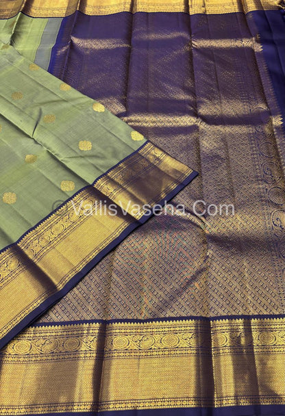 Pure Kanchipuram Silk Saree - Dual Tone Greenish Grey & Navy Blue Shade  - VVPS022